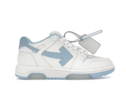 Sneaker off BabyBlue